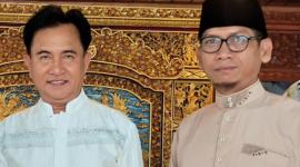 M Idris Daulat Caleg DPR RI Dapil Jabar III dari Partai Bulan Bintang bersama Yusril Ihza Mahendra Ketua Umum PBB. (Doc.Ist)